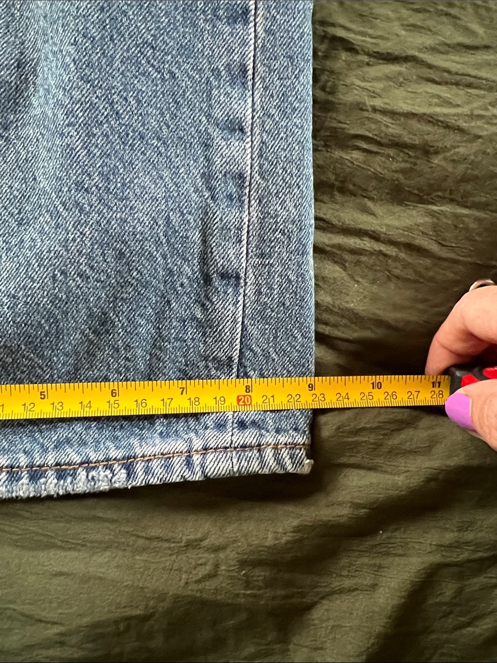 Levi's Ribcage Straight Ankle Distressed Jeans Size 30 - Picture 10 of 10